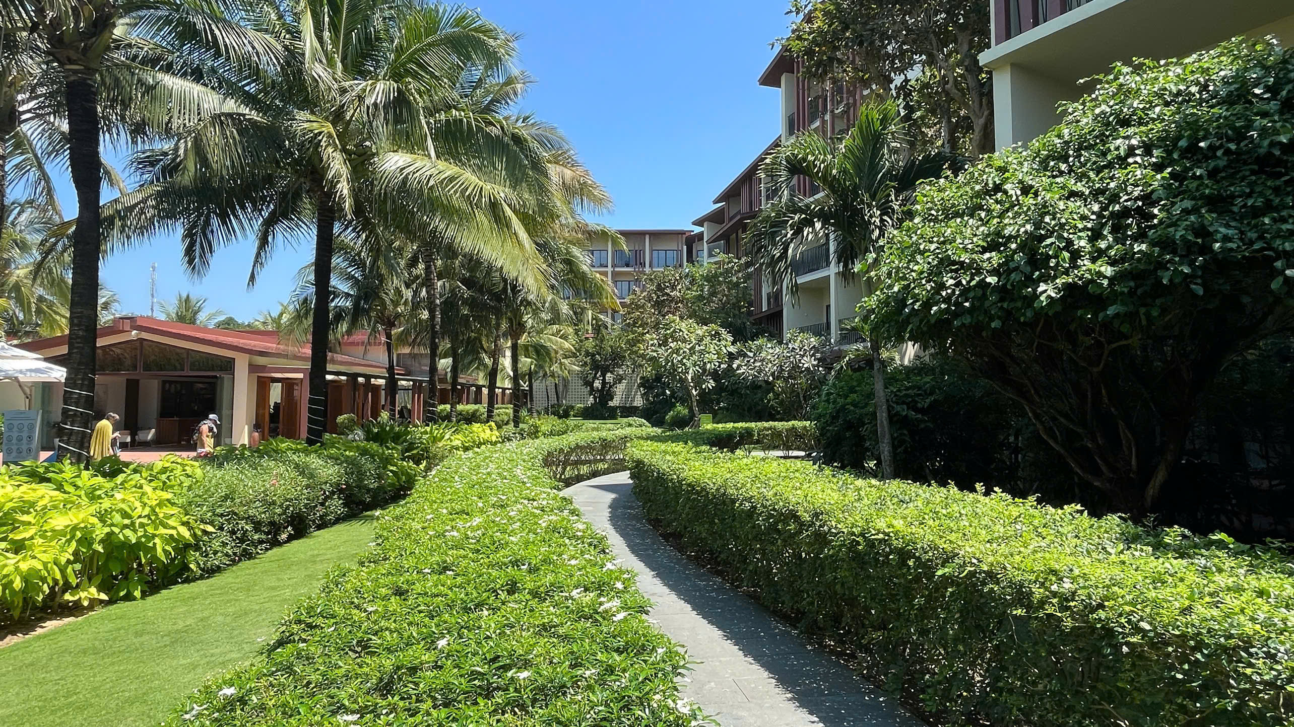 MOONRISE RESORT